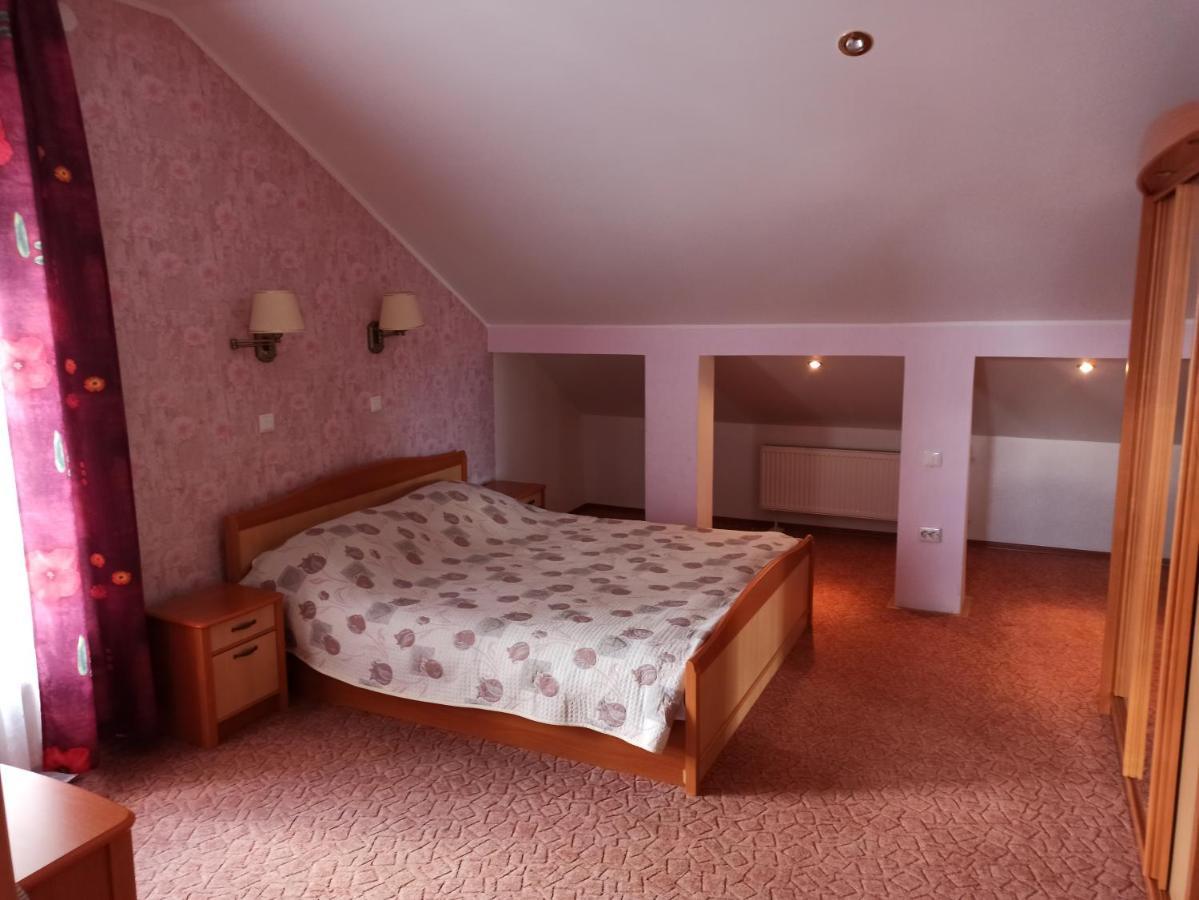 Central Hotel Narva Eksteriør billede