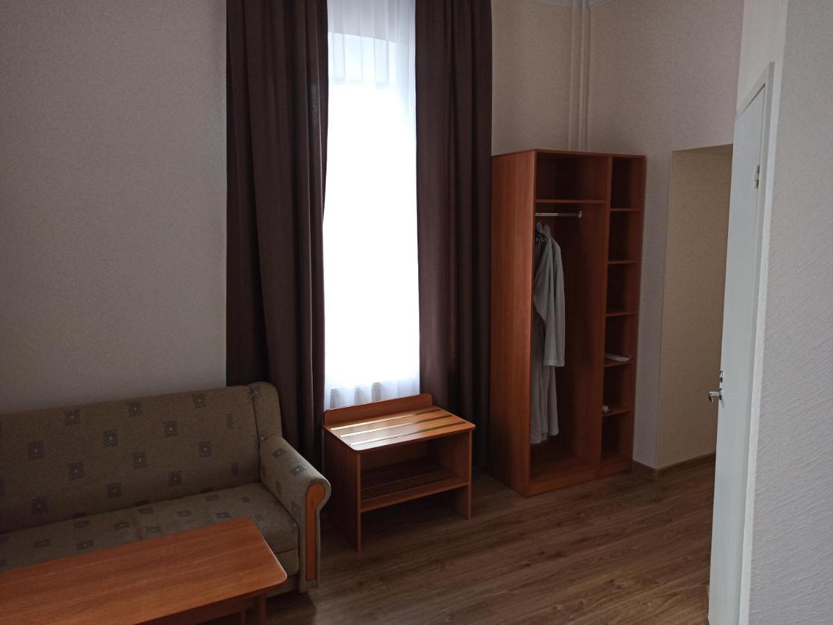Central Hotel Narva Eksteriør billede
